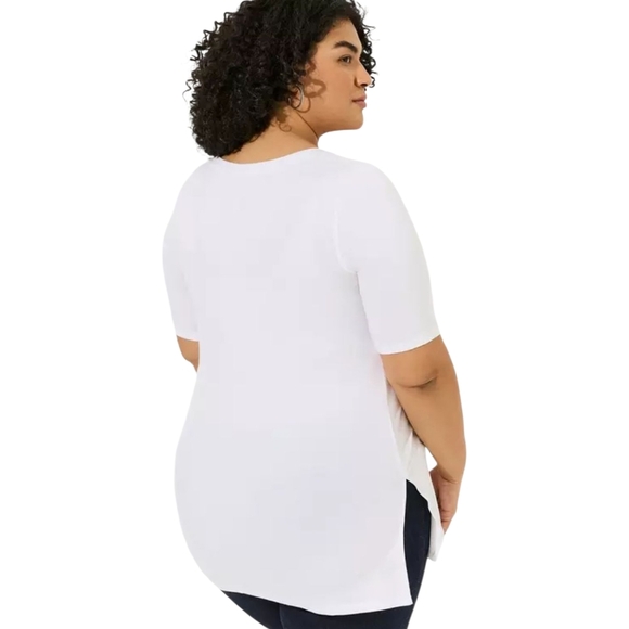 Torrid White Asymmetrical Short Sleeve T-Shirt - Picture 10 of 16